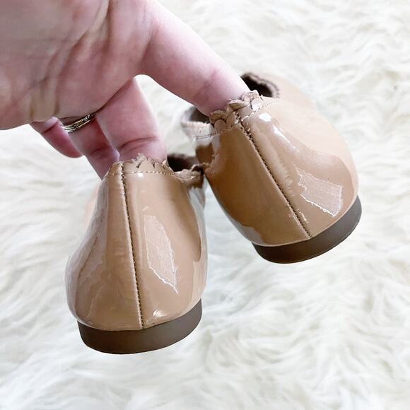 Louise et Cie Caynlee Tan Patent Leather Scallop Edge Ballet Flats - Picture 8 of 9